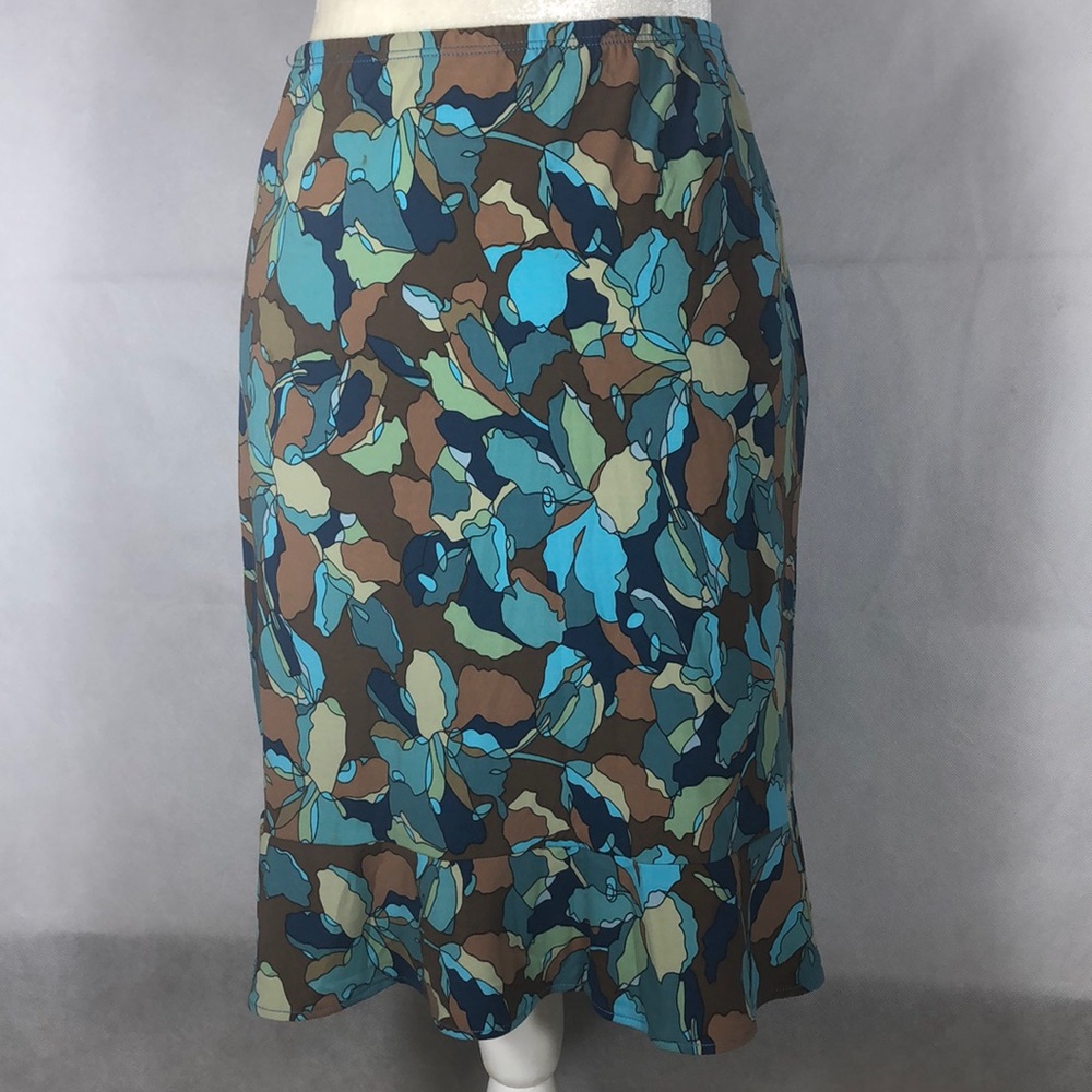 =NOT FOR SALE ❤️❤️🌹3item , Top Size M, Skirt Size S,  ❤️ NOT FOR SALE❤️ - Picture 4 of 8